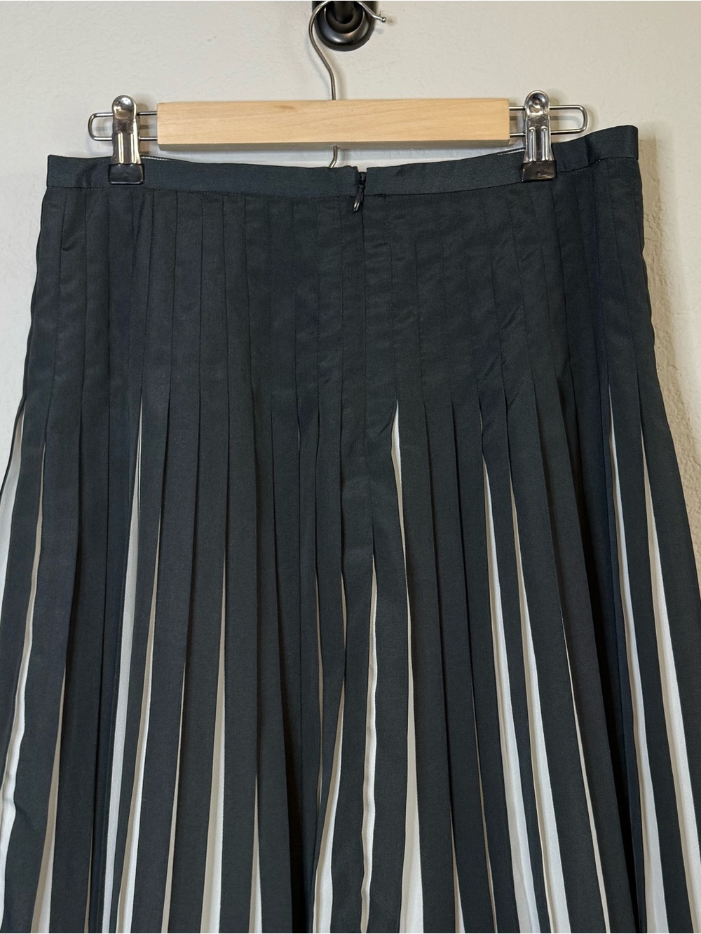 J Crew Accordion Pleated Black & White Contrast Full Midi Skirt A9680 Size 6 - Picture 7 of 12